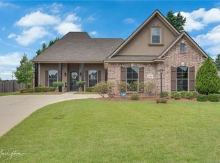 1000 Green Wood Cir, Haughton, LA 71037