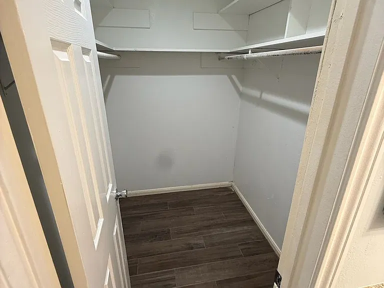 5131 Spring Forest Dr — Photo 15