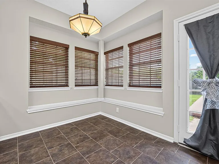 1430 Mabry Mill Rd — Photo 12
