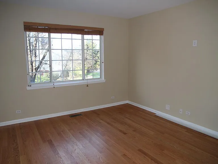 2226 Daybreak Dr — Photo 3
