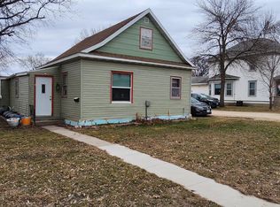 131 E Schlieman Ave, Appleton, MN 56208