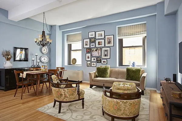 Sold by Stribling | media 1