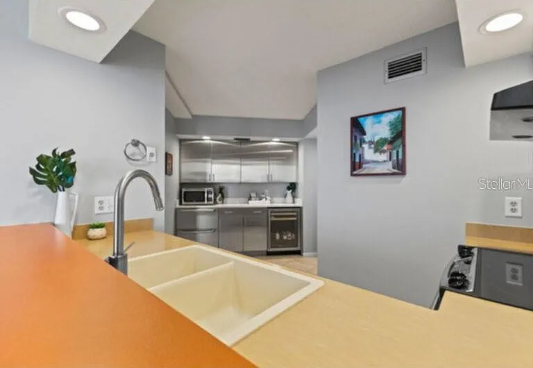 1111 N Gulfstream Ave #5B — Photo 21