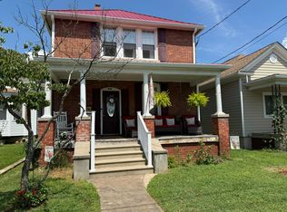 506 Court St, Clifton Forge, VA 24422