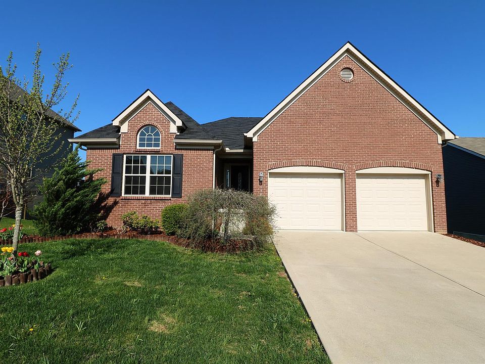 1st image of 194 Primrose Cir