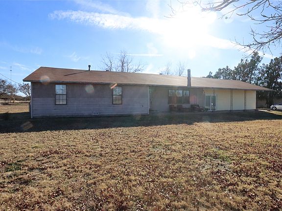 4th image of 225 County Road 472