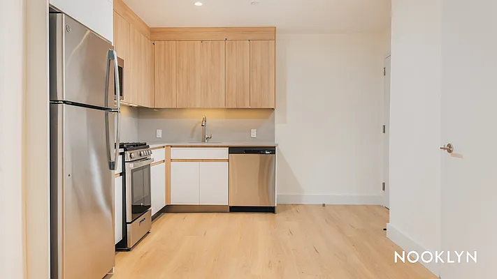 Rented by Nooklyn NYC LLC | media 36