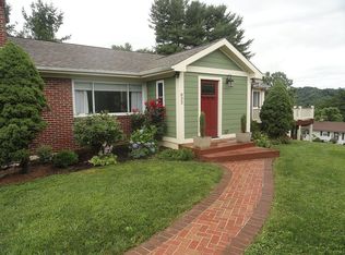 832 Scott St, Marion, VA 24354