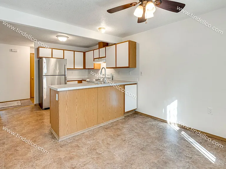 13738 NE Glisan St #3 — Photo 16