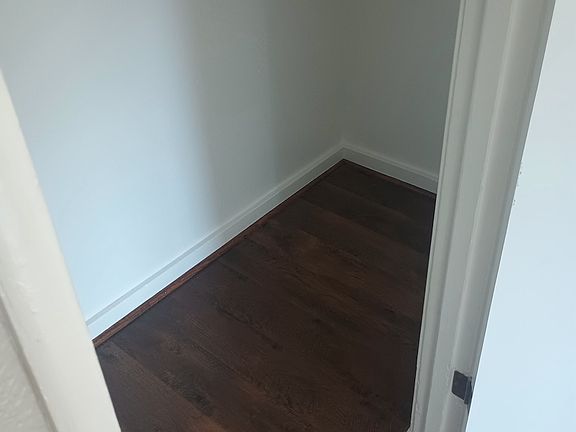 4th image of 530 N San Joaquin St #11