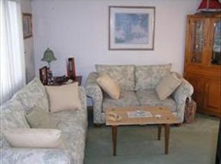 5 Pheasant Ave APT 2, Wareham, MA 02571