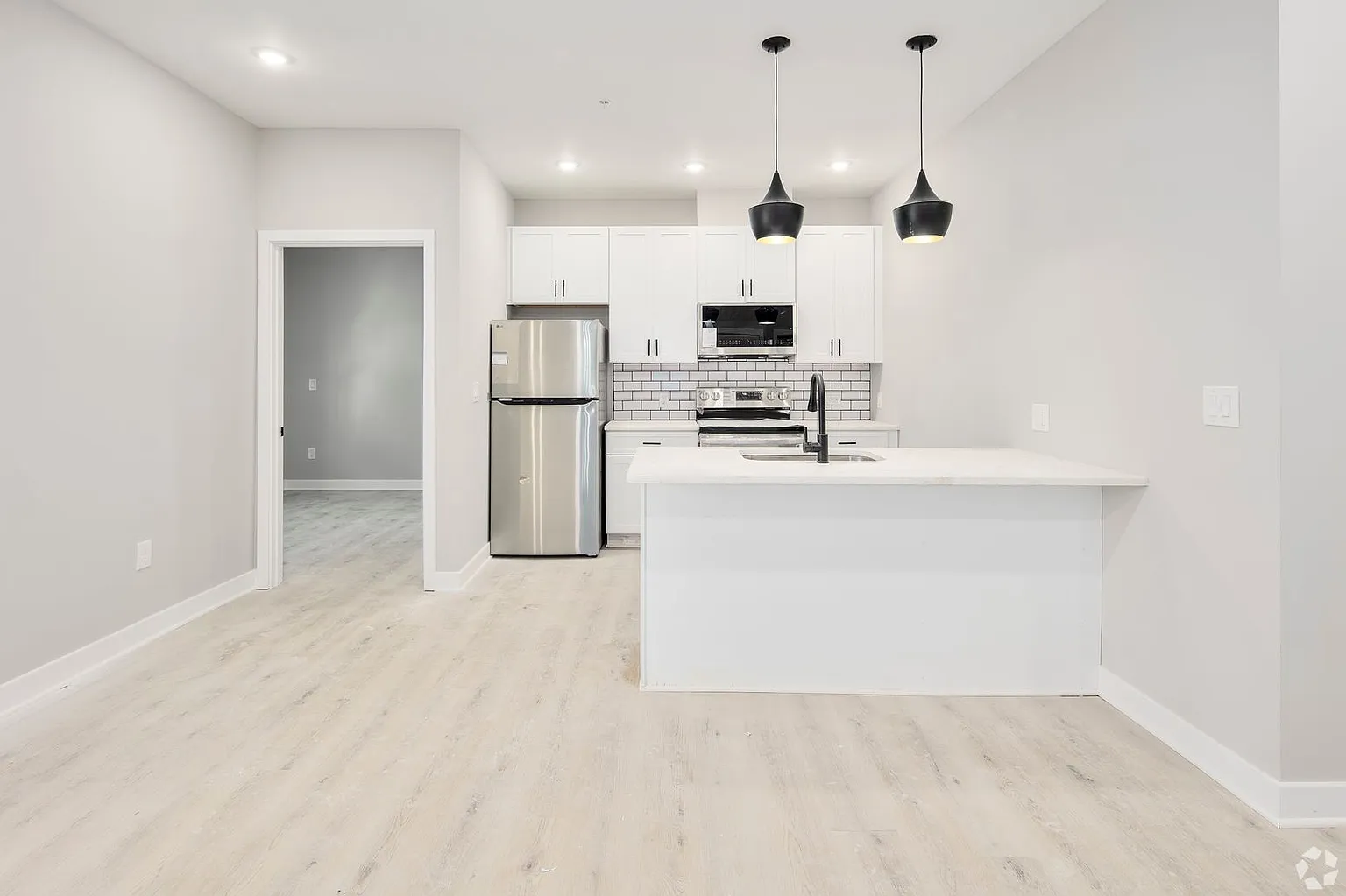 317 Kennedy St NW #1 photo 1