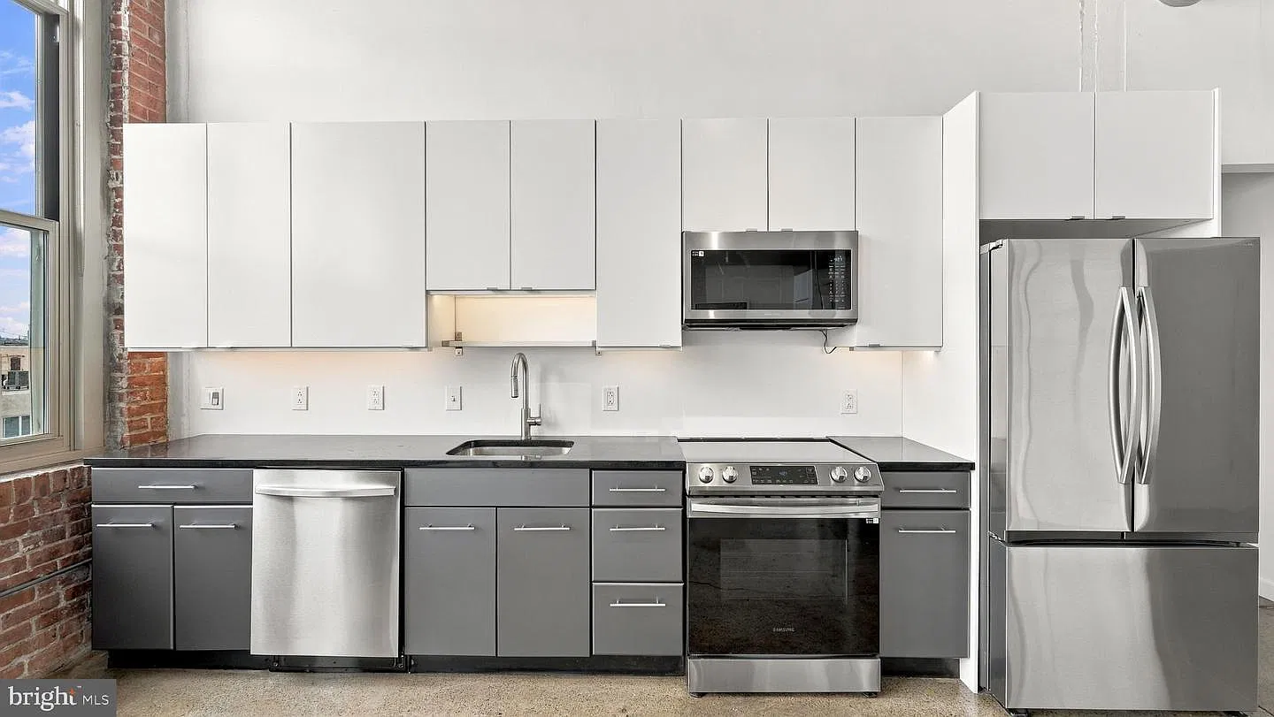 2 bed, 853 sqft, $3,500 — Photo 3