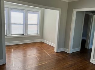 1254 W Bryn Mawr Ave #1, Chicago, IL 60660