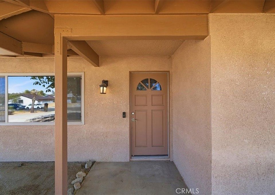 7363 Hermosa Ave, Yucca Valley, CA 92284 | MLS #IG26175916 | Zillow