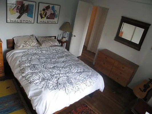 Sold by Flat Iron Real Estate | media 5