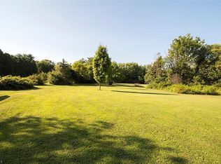 1156 Bellus Rd, Hinckley, OH 44233