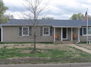 101 E C St, Ellinwood, KS 67526