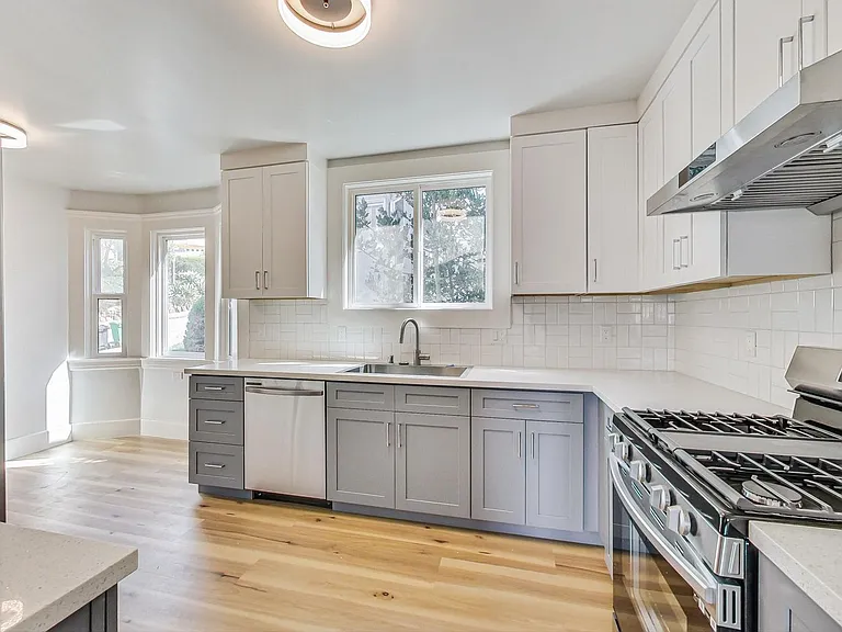 785 Mangels Ave — Photo 12