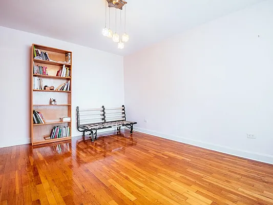 Sold by Elite Connect Real Estate | media 10