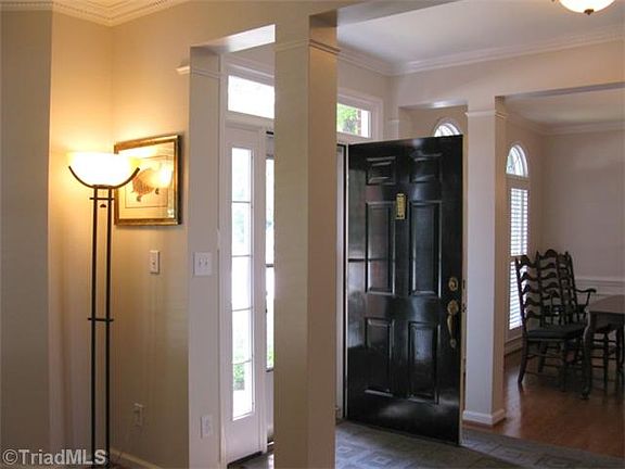 2nd image of 2414 Regents Park Ln