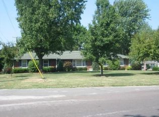705 Holman Rd, Moberly, MO 65270