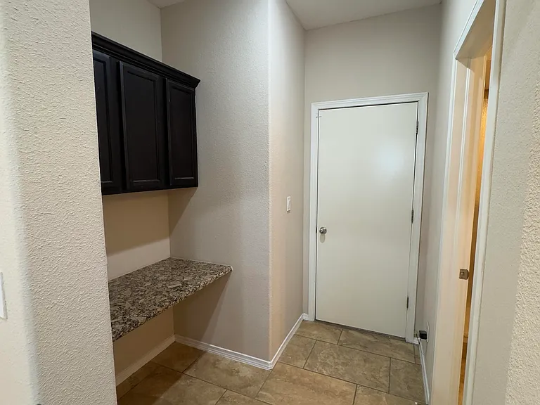 7665 Mundy Creek Dr — Photo 22