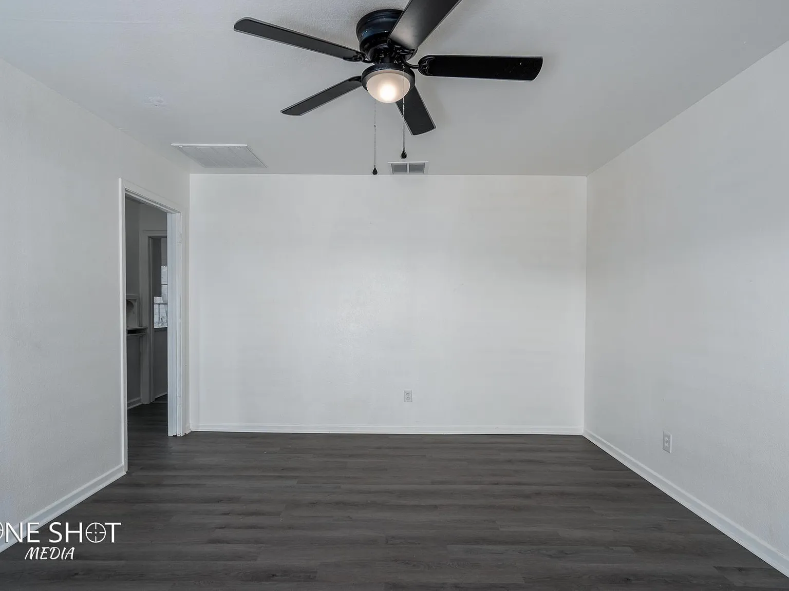 1 bed, 864 sqft, $1,000 — Photo 3