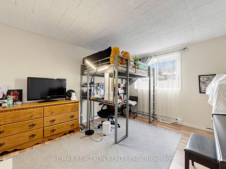 75 Hazelglen Dr #208 — Photo 27