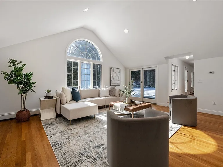 48 Miller Rd — Photo 11