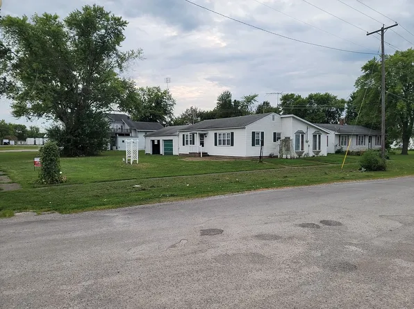 87 N West Railroad St, Ashley, IL 62808