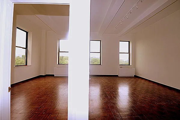 Rented by Michel Madie Real Estate Services | media 43