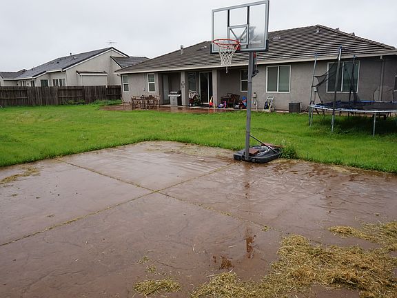 5th image of 2239 Lindenmeir Dr