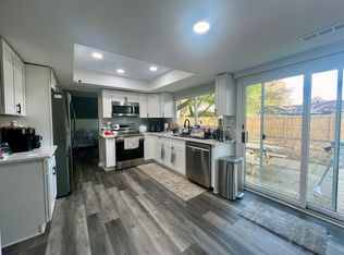 940 Adelphi Rd, Virginia Beach, VA 23464