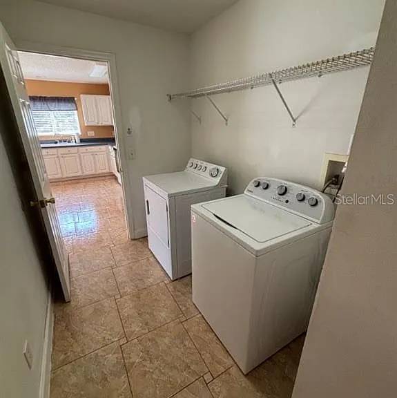 1847 Nesting Ln — Photo 11