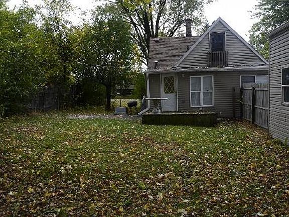 4th image of 414 E Willow Dr