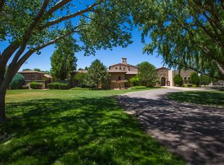 1124 Roadrunner Ln NW, Albuquerque, NM 87107