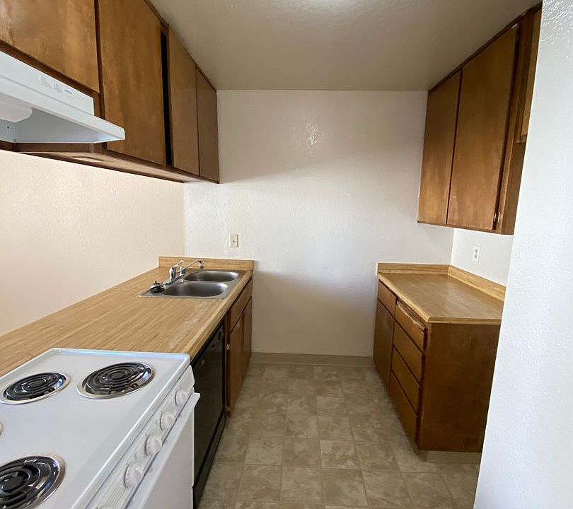 205 Daisy Avenue Apartment Rentals Lodi, CA Zillow