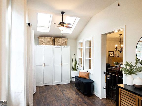 2nd image of 5720 Highway 21 N