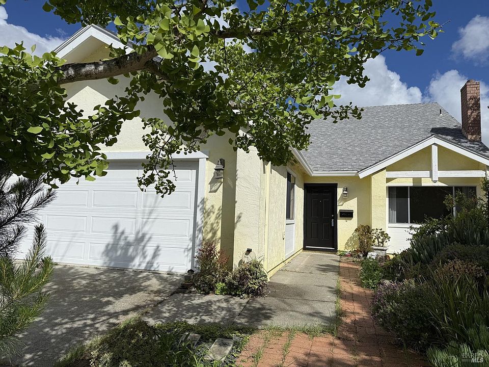 1st image of 97 Carlisle Way
