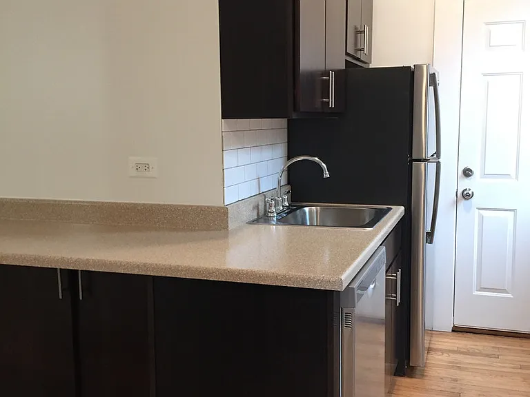 5330 N Kenmore Ave #3W — Photo 8