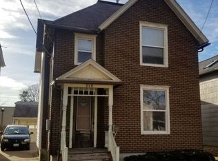 216 Webster St, Belvidere, IL 61008