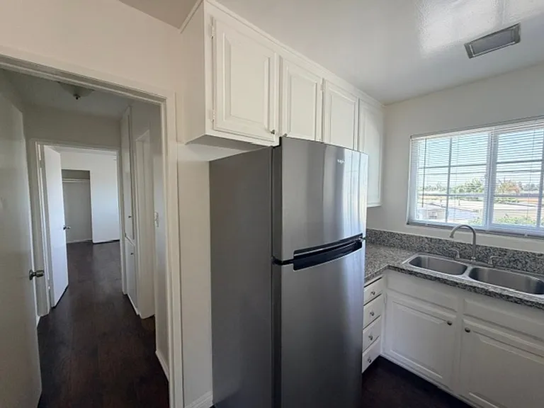 6351 Linden Ave — Photo 17