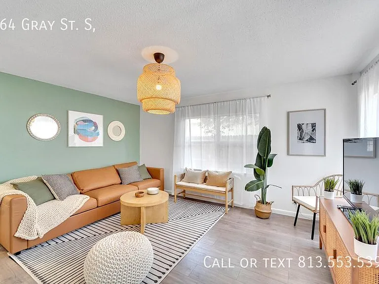 664 Gray St S — Photo 4