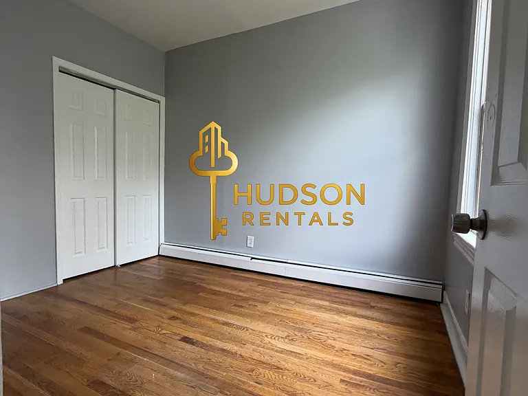 127 Myrtle Ave #3 — Photo 3