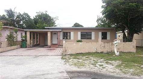 1st image of 611 NW 109th St