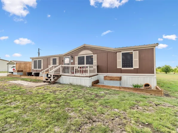 179 Pond View Dr, Decatur, TX 76234
