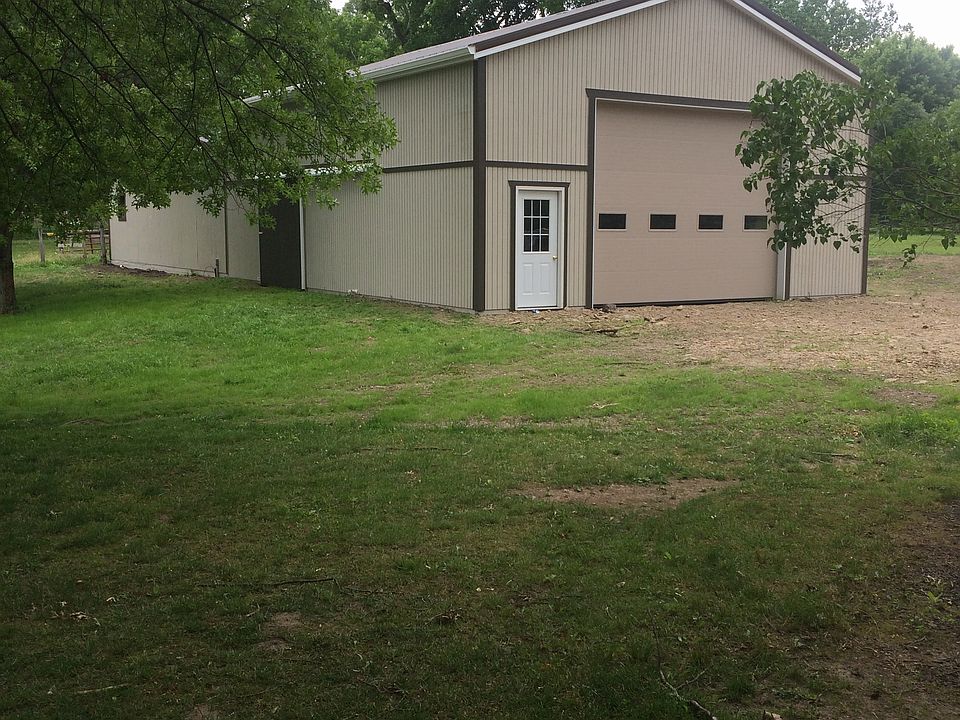 2nd image of 7657 Wadsworth Rd