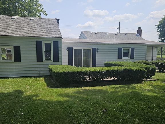 2nd image of 2926 N Billman Rd