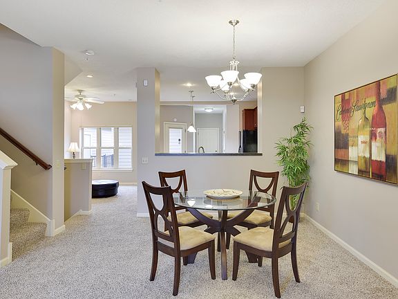 4th image of 12346 Lakeview Dr N